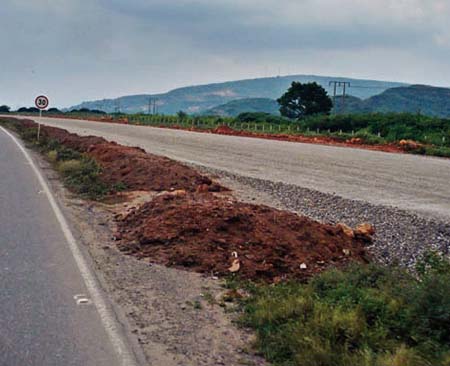 PRES. SANTOS ENTREGA 10,2 KM DE DOBLE CALZADA EN VÍA CÚCUTA-PAMPLONA