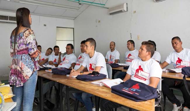 CREER COLOMBIA ODEBRECHT: PROGRAMA DE CAPACITACIÓN EN LA RUTA DEL SOL