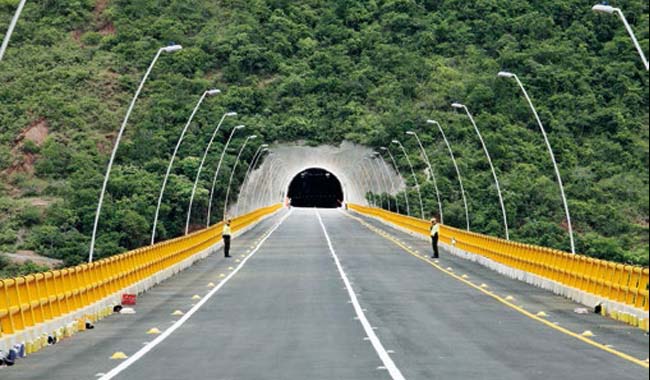 Inaugurado el puente y túnel de Gualanday