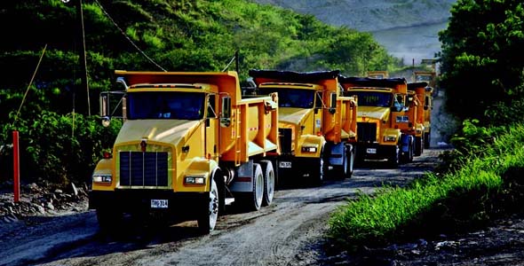 “T8OO… AUTOMÓVIL DE  TRANSPORTE PESADO”