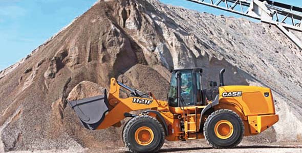 CARGADORA CASE 1121F  ACELERA LA LLEGADA DEL TREN  DE ALTA VELOCIDAD EN FRANCIA