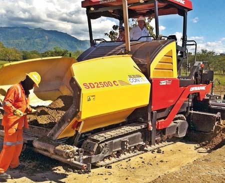 DYNAPAC EQUIPOS PARA GRANDES PROYECTOS