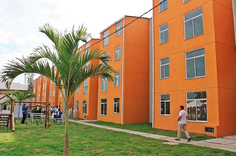 MÁS DE 674 MIL VIVIENDAS SE HAN INICIADO EN COLOMBIA DESDE AGOSTO DE 2010